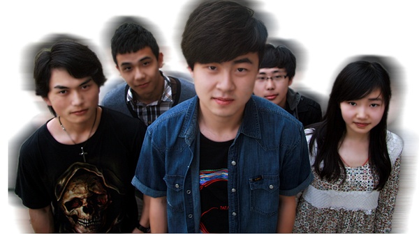 ファイル:Proudwallow 12.jpg