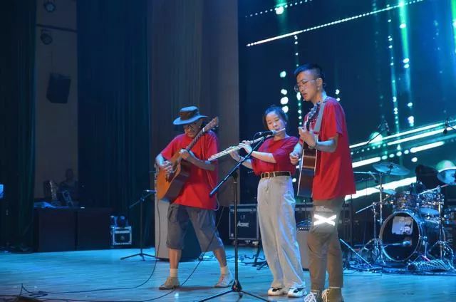 ファイル:Sichouzhilu(ali) 12.jpg