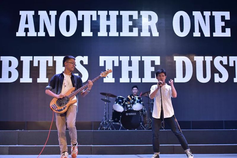 ファイル:Nova(wuhanshi) 11.jpg