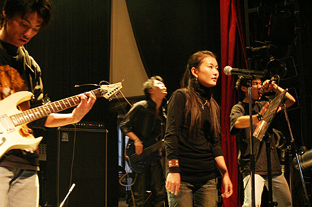 ファイル:Jingjiaojidu 12.jpg