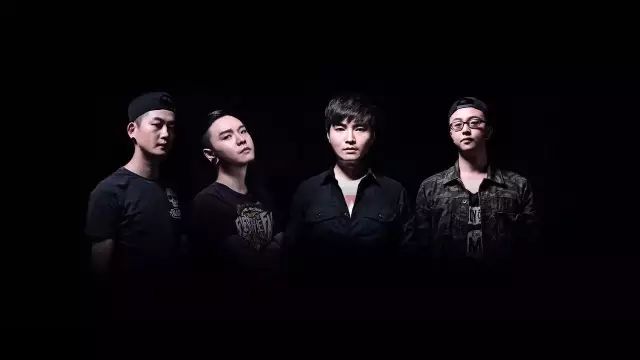 ファイル:Youngpilot 11.jpg