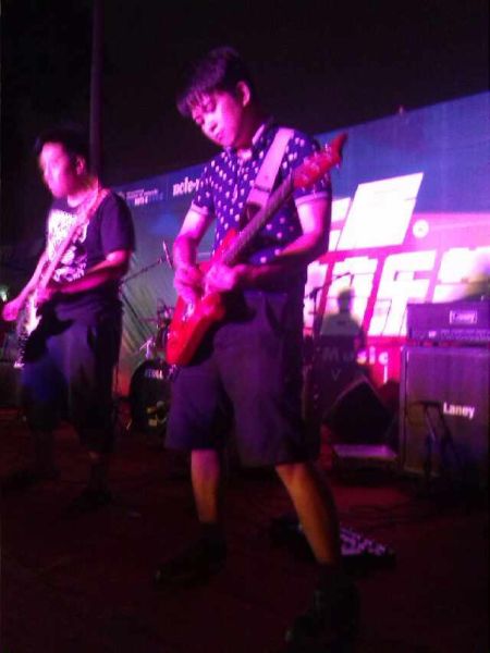 ファイル:Womencall 11.jpg