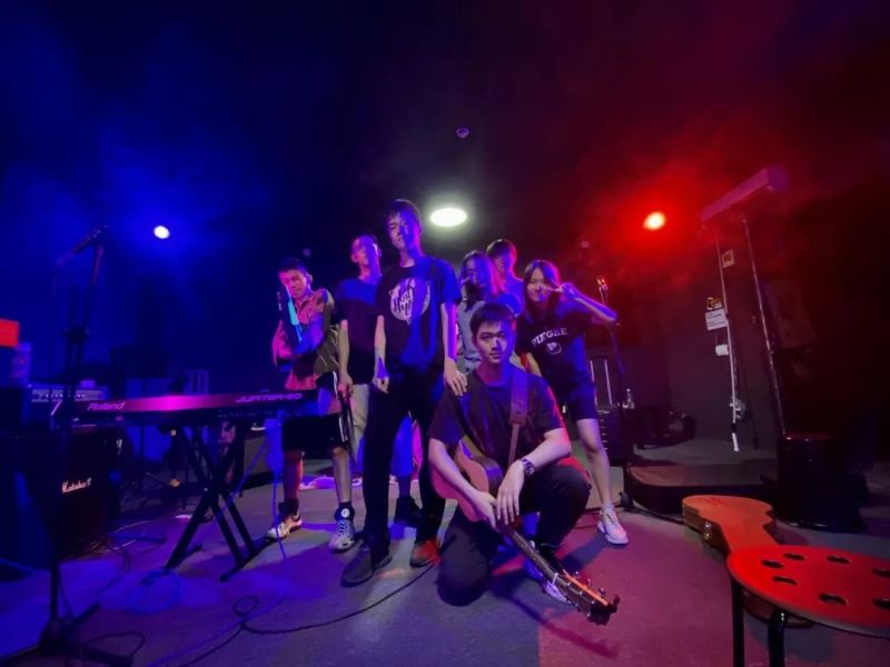 ファイル:Whiskeyonice 11.jpg