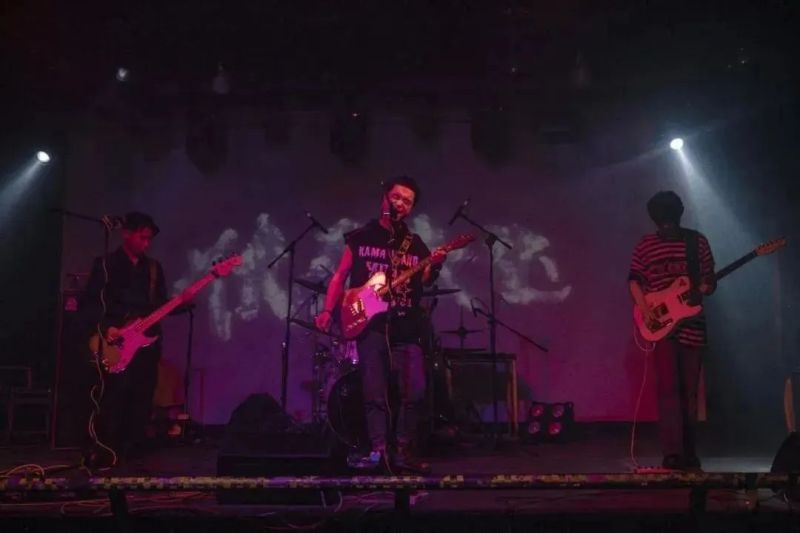 ファイル:Capsizei 11.jpg