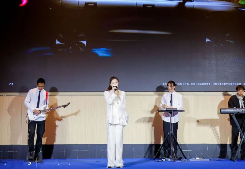 ファイル:Eternityrise 11.jpg