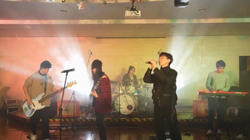 ファイル:4yuehuang 11.jpg