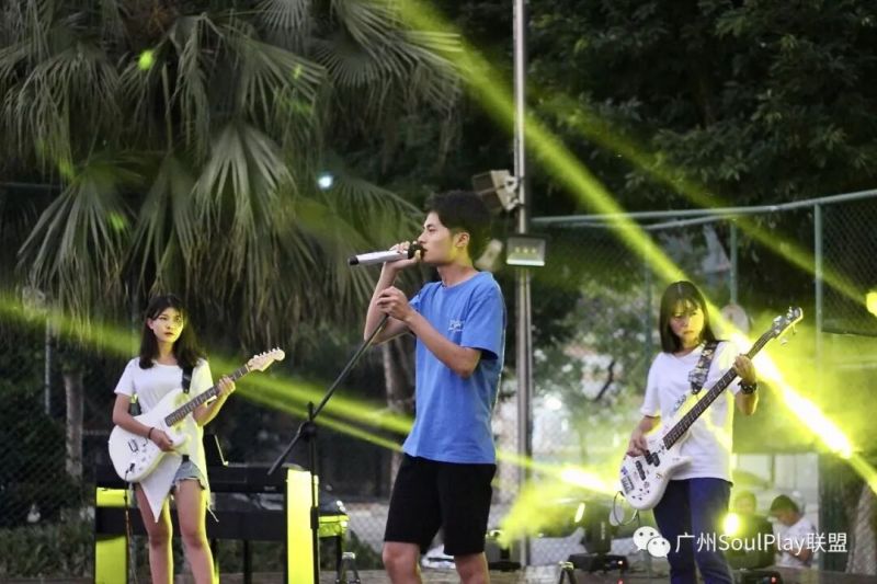 ファイル:Wishes 11.jpg