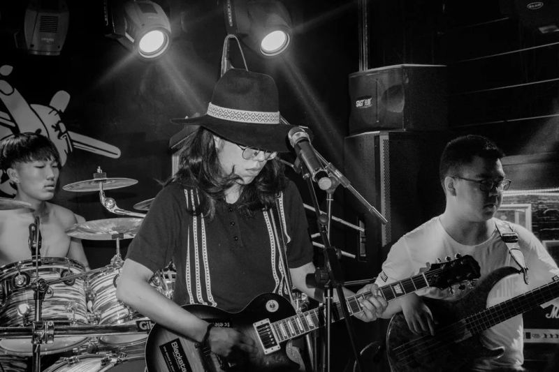 ファイル:Dirtyboys 11.jpg