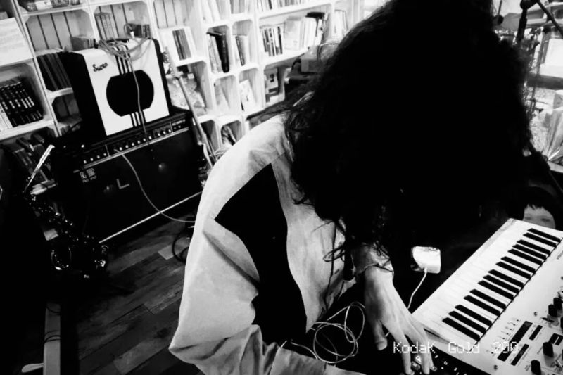 ファイル:Weiweidong 11.jpg